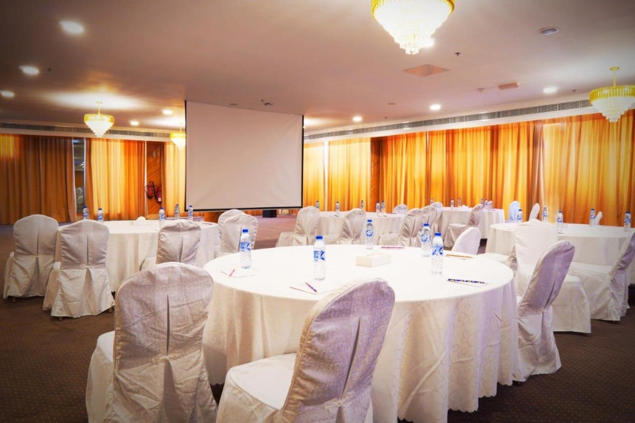 Mirage Bab Al Bahr Hotel Dibba Exterior photo